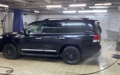 Toyota Land Cruiser 200, 2017 год, 7 600 000 рублей, 1 фотография