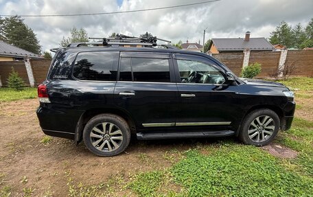 Toyota Land Cruiser 200, 2017 год, 7 600 000 рублей, 5 фотография
