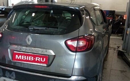 Renault Kaptur I рестайлинг, 2021 год, 1 800 000 рублей, 3 фотография