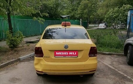 Volkswagen Polo VI (EU Market), 2019 год, 780 000 рублей, 2 фотография
