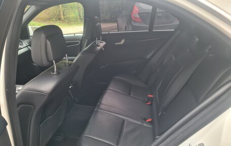 Mercedes-Benz C-Класс, 2011 год, 2 240 000 рублей, 13 фотография