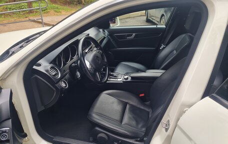 Mercedes-Benz C-Класс, 2011 год, 2 240 000 рублей, 17 фотография