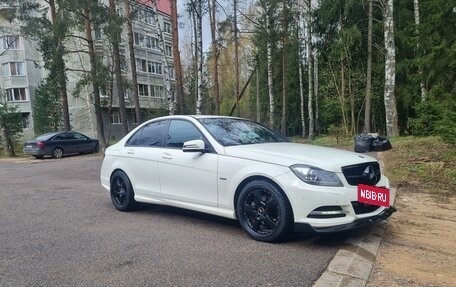 Mercedes-Benz C-Класс, 2011 год, 2 240 000 рублей, 9 фотография