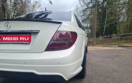 Mercedes-Benz C-Класс, 2011 год, 2 240 000 рублей, 11 фотография