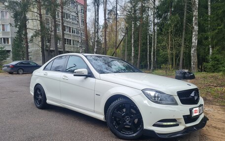 Mercedes-Benz C-Класс, 2011 год, 2 240 000 рублей, 30 фотография