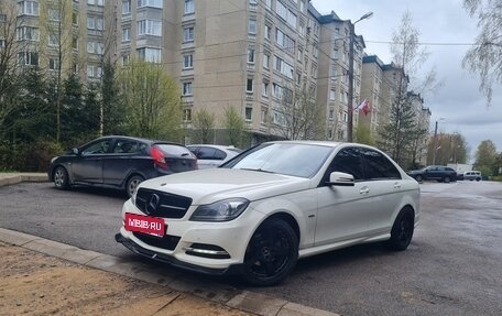 Mercedes-Benz C-Класс, 2011 год, 2 240 000 рублей, 20 фотография