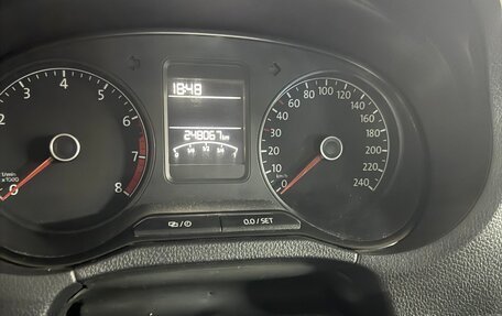 Volkswagen Polo VI (EU Market), 2015 год, 720 000 рублей, 11 фотография