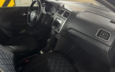 Volkswagen Polo VI (EU Market), 2015 год, 720 000 рублей, 15 фотография