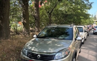 Renault Sandero II рестайлинг, 2014 год, 750 000 рублей, 1 фотография