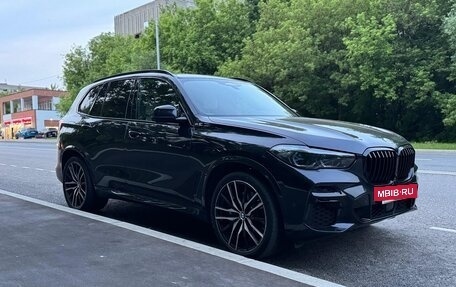 BMW X5, 2022 год, 9 400 000 рублей, 2 фотография