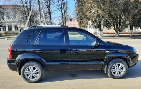 Hyundai Tucson III, 2008 год, 1 000 000 рублей, 4 фотография