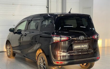 Toyota Sienta II, 2017 год, 1 549 000 рублей, 7 фотография