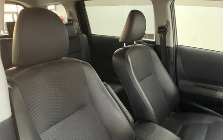 Toyota Sienta II, 2017 год, 1 549 000 рублей, 23 фотография