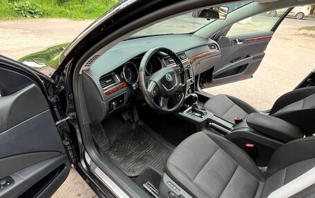 Skoda Superb III рестайлинг, 2012 год, 1 250 000 рублей, 8 фотография
