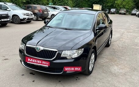 Skoda Superb III рестайлинг, 2012 год, 1 250 000 рублей, 3 фотография