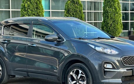 KIA Sportage IV рестайлинг, 2021 год, 2 450 000 рублей, 1 фотография