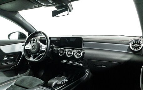 Mercedes-Benz CLA, 2019 год, 3 149 700 рублей, 9 фотография