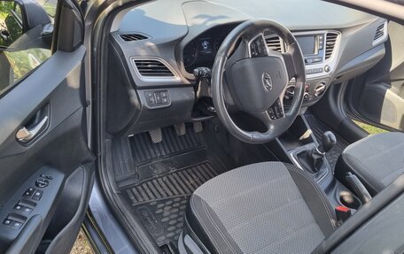 Hyundai Solaris II рестайлинг, 2019 год, 1 499 000 рублей, 7 фотография