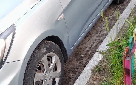 Hyundai Solaris II рестайлинг, 2011 год, 657 000 рублей, 9 фотография