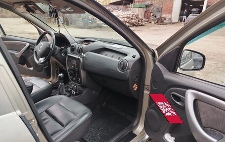 Renault Duster I рестайлинг, 2013 год, 800 000 рублей, 2 фотография
