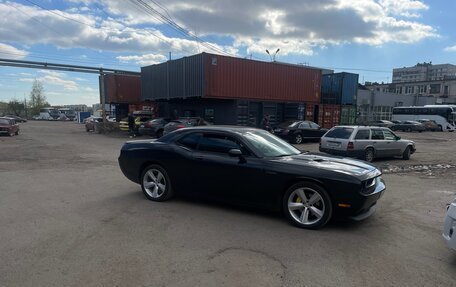 Dodge Challenger III рестайлинг 2, 2009 год, 2 340 000 рублей, 7 фотография