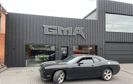 Dodge Challenger III рестайлинг 2, 2009 год, 2 340 000 рублей, 6 фотография