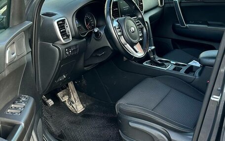 KIA Sportage IV рестайлинг, 2021 год, 2 450 000 рублей, 2 фотография