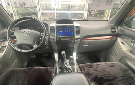 Toyota Land Cruiser Prado 120 рестайлинг, 2005 год, 1 780 000 рублей, 10 фотография