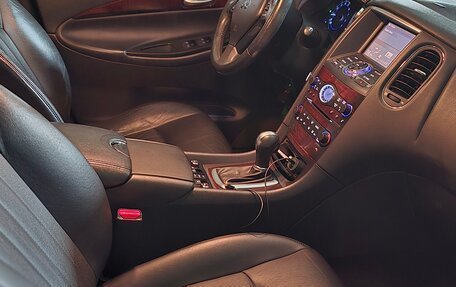 Infiniti EX, 2011 год, 1 720 000 рублей, 14 фотография