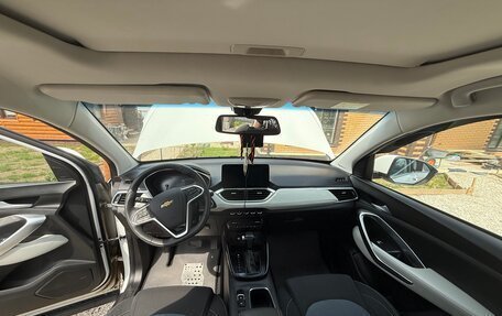 Chevrolet Captiva, 2021 год, 1 800 000 рублей, 16 фотография