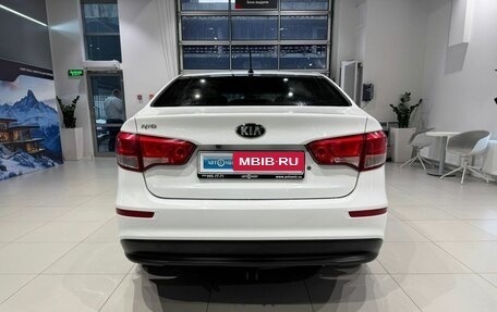 KIA Rio III рестайлинг, 2016 год, 869 000 рублей, 5 фотография