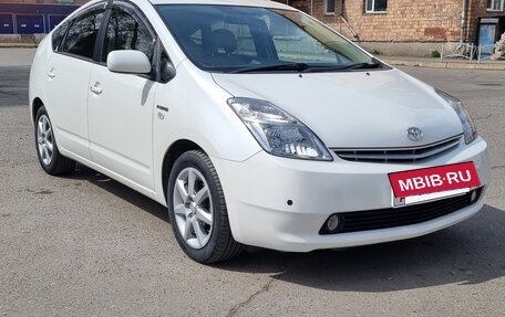 Toyota Prius, 2008 год, 928 000 рублей, 9 фотография