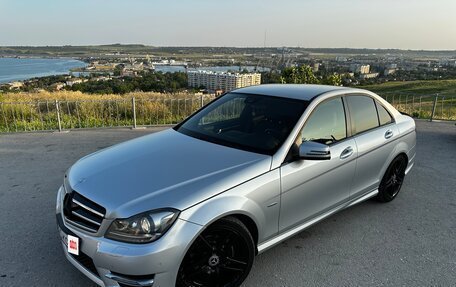 Mercedes-Benz C-Класс, 2011 год, 1 700 000 рублей, 6 фотография