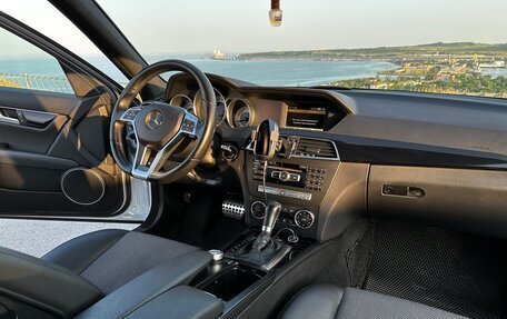 Mercedes-Benz C-Класс, 2011 год, 1 700 000 рублей, 13 фотография