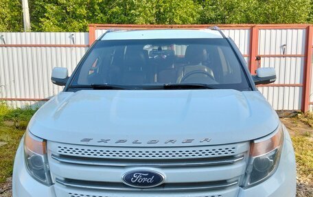 Ford Explorer VI, 2013 год, 1 450 000 рублей, 3 фотография