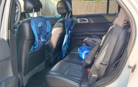 Ford Explorer VI, 2013 год, 1 450 000 рублей, 33 фотография
