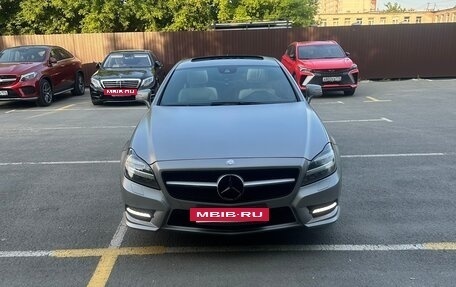 Mercedes-Benz CLS, 2013 год, 3 600 000 рублей, 2 фотография