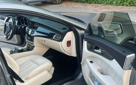 Mercedes-Benz CLS, 2013 год, 3 600 000 рублей, 15 фотография
