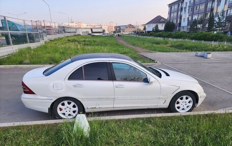 Mercedes-Benz C-Класс, 2001 год, 300 000 рублей, 2 фотография