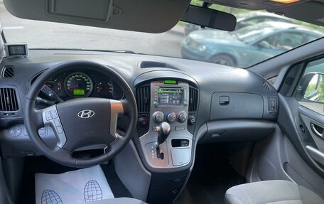 Hyundai H-1 II рестайлинг, 2012 год, 1 855 000 рублей, 11 фотография