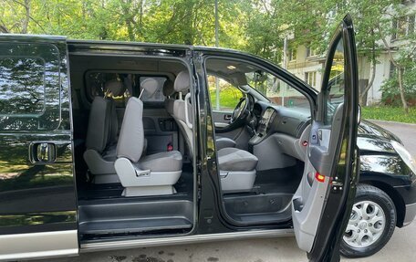 Hyundai H-1 II рестайлинг, 2012 год, 1 855 000 рублей, 16 фотография