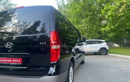 Hyundai H-1 II рестайлинг, 2012 год, 1 855 000 рублей, 17 фотография