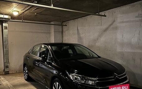 Citroen C4 II рестайлинг, 2017 год, 1 499 999 рублей, 2 фотография