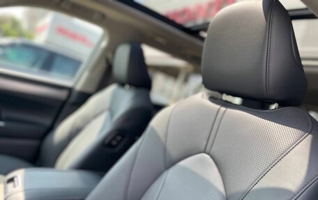 Toyota Highlander, 2024 год, 6 800 000 рублей, 19 фотография
