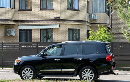 Toyota Land Cruiser 200, 2015 год, 3 690 000 рублей, 3 фотография
