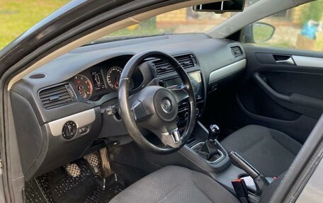 Volkswagen Jetta VI, 2012 год, 950 000 рублей, 9 фотография