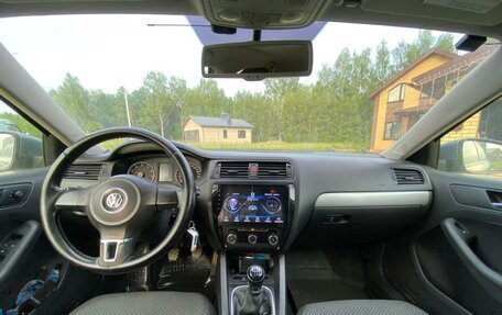 Volkswagen Jetta VI, 2012 год, 950 000 рублей, 10 фотография