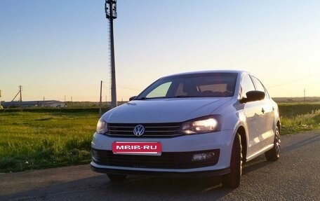 Volkswagen Polo VI (EU Market), 2019 год, 1 050 000 рублей, 2 фотография