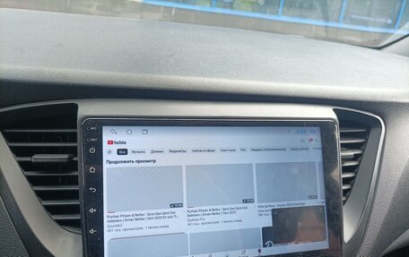 Hyundai Solaris II рестайлинг, 2019 год, 1 300 000 рублей, 3 фотография