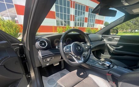Mercedes-Benz E-Класс, 2020 год, 4 900 000 рублей, 5 фотография